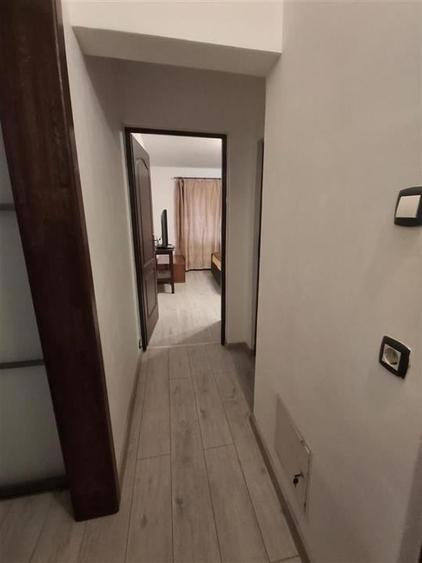 Apartament 3 camere decomandat pivnita zona Strand - 11