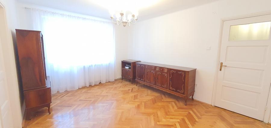 Vand apartament de 3 camere,etaj 1,zona Calea Dumbravii -Dioda - 1