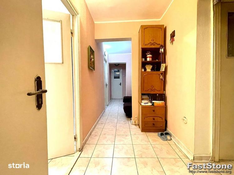 Apartament 4 camere decomandat Mazepa turn pret 100.000euro neg - 9