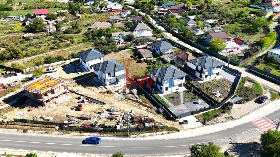 Vila Individuala P+M, 4 Camere, 2 Bai - Letcani, Banu - 5