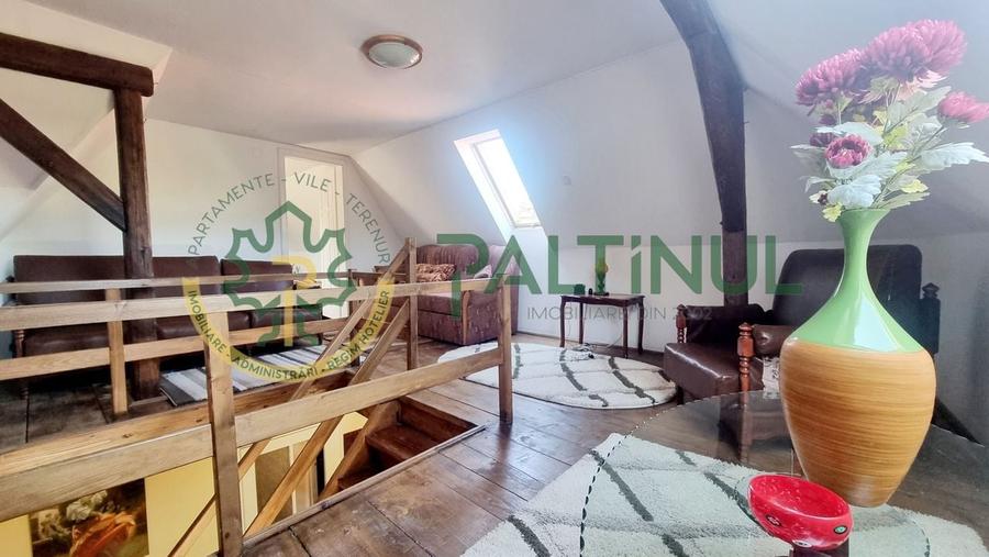 Casă de v&acirc;nzare &icirc;n Cisnădioara, curte mare și vedere spre munte - 10