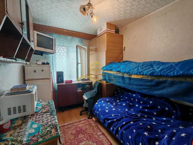 Se vinde garsonieră confort 3, dar zona e de 5 stele, etaj 2 - 3