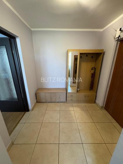 Apartament 2 camere, 50 mp, zona Sasar