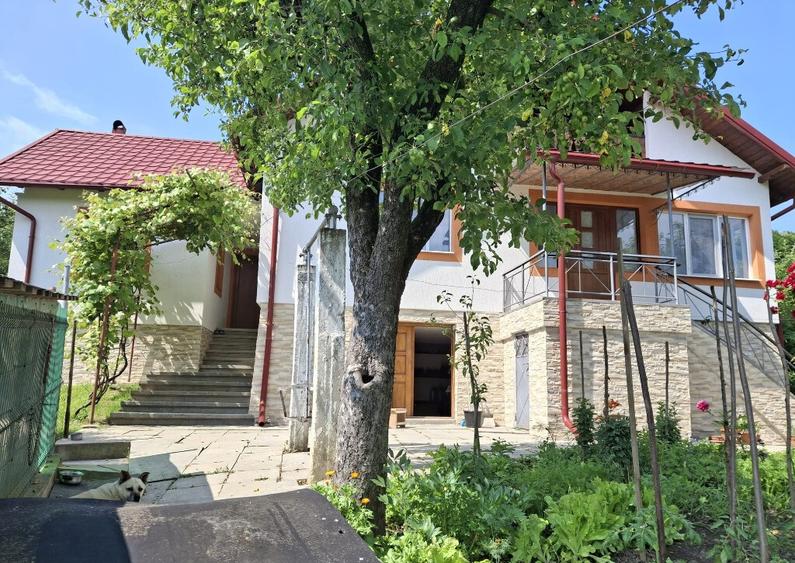 Casa 5 camere,util 112mp,beci,garaj,1200mp intravilan livada,Slanic - 4