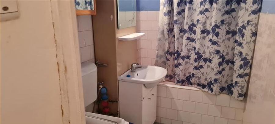 APARTAMENT O CAMERA DE INCHIRIAT - 4