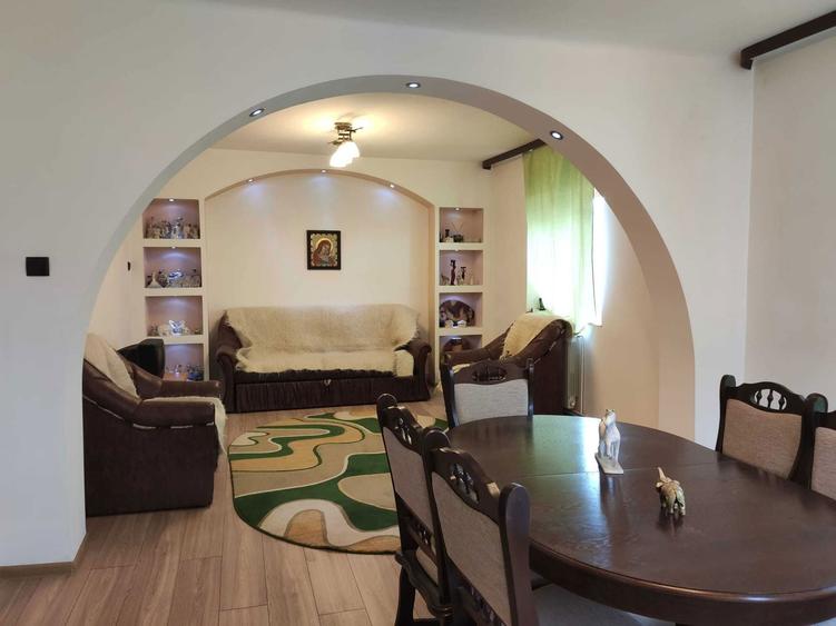 Vila cu gradina si pomi fructiferi 2500mp Dambovita - 5