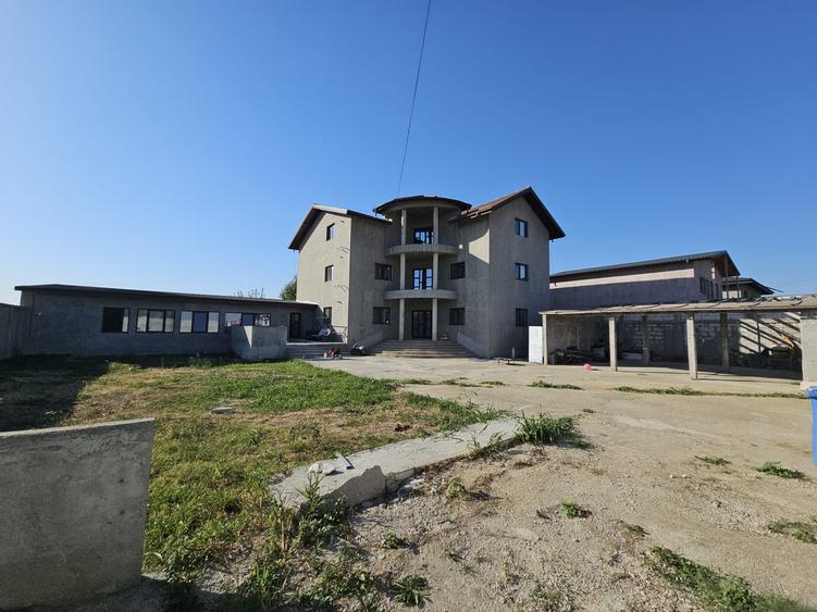 Casa 12 Cam | 477 mp Utili | Teren 1200 mp | Locuit/Azil/Gradinita | Comision 0 - 44