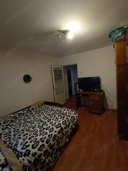 Aparent 2 camere zona lini?tita de vanzare! - 4