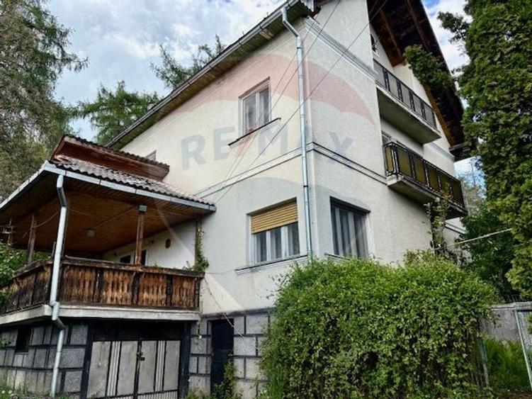 Casă / Vilă cu 7 camere de vânzare - 2