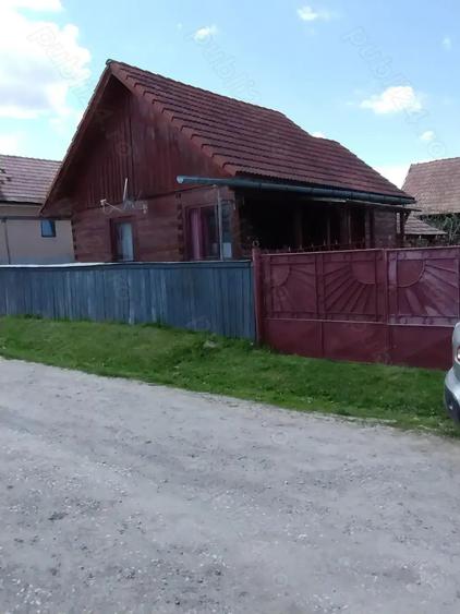 De vinzare Casa la ?ara ?i cabana - 2