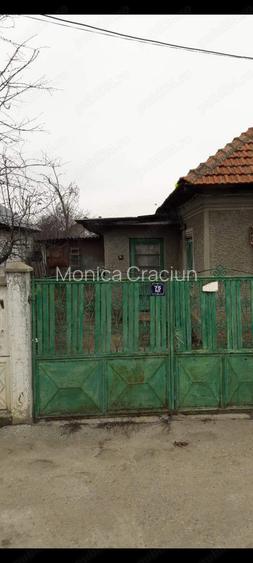 Casa de vanzare teren suprafata 619