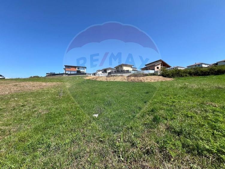 Teren Dezmir, parcela de 500 mp, casa individuala - 1