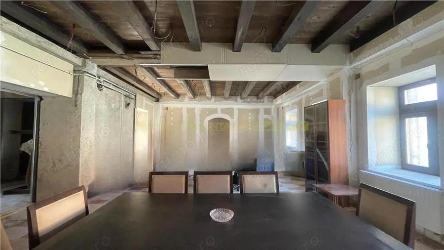 Casa speciala cu istorie de vanzare Jimbor | Fosta scoala - 11