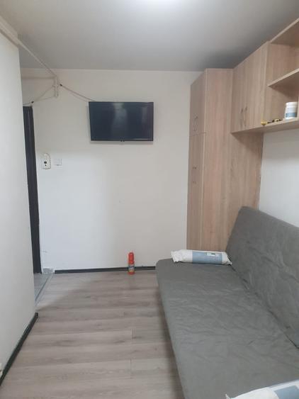 Berceni, Piata Sudului, Resita - 10