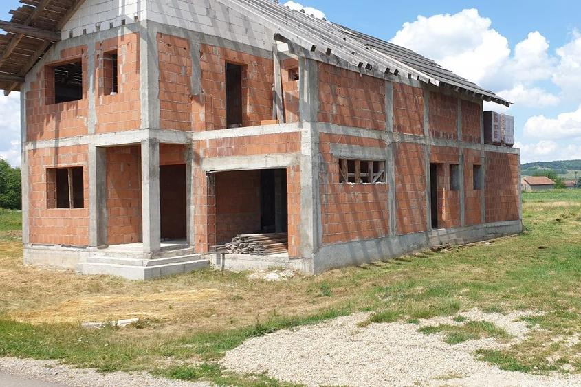 Casa la rosu Ineu de Cris Bihor - 5