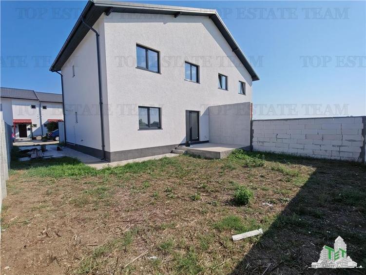 Vila individuala cuplata 4 camere P+1+M, cu incalzire in pardoseala si toate uti - 8