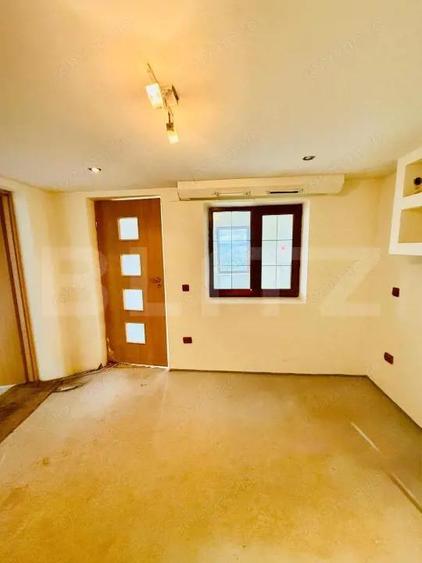 Casa batraneasca cu teren generos - VACARESTI - 1