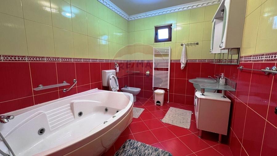 Pensiune de vanzare, cu potential- zona Bariera Traian, Galati - 8