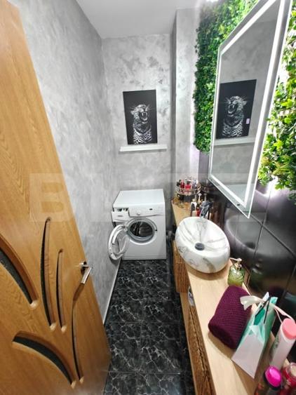 Apartament cu 3 camere decomandat, mobilat în Mioveni