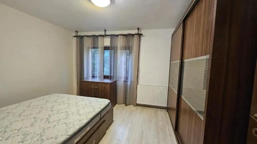 Apartament cu 2 camere decomandat, mobilat în Drumul Sării
