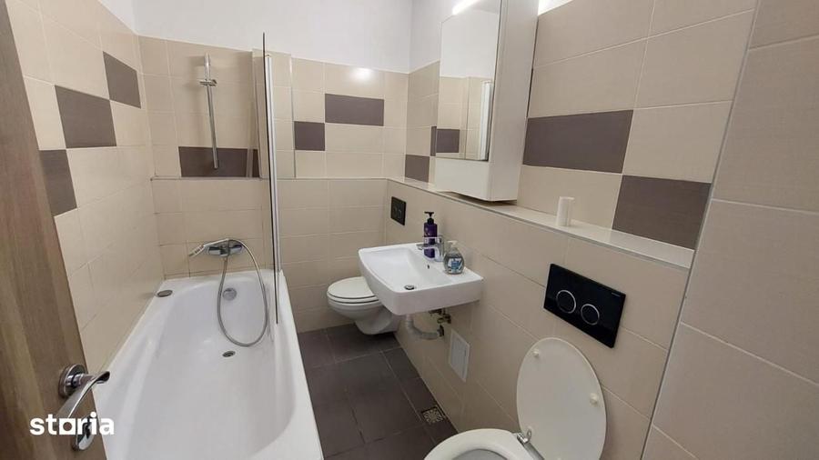 Apartament cu 3 camere decomandat în Calea Dumbrăvii
