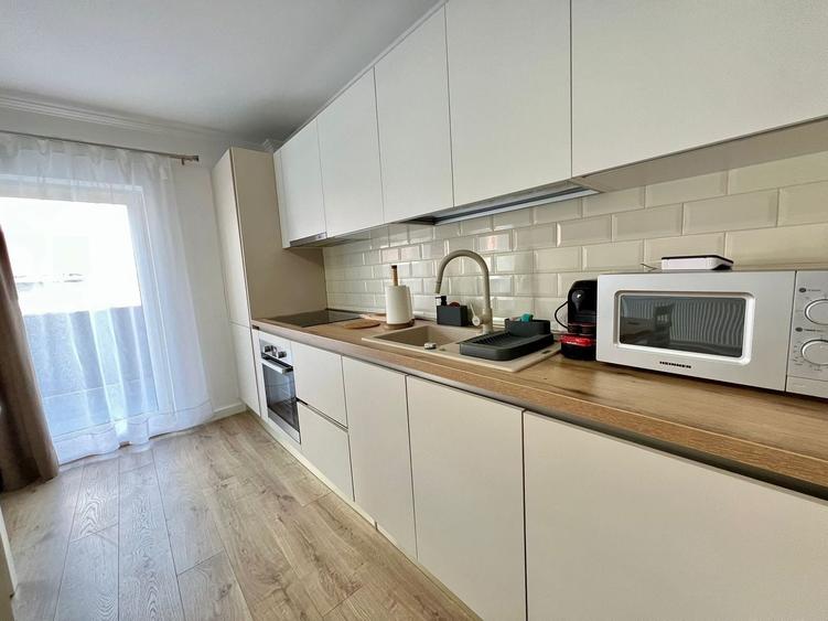 Apartament cu 2 camere semidecomandat, mobilat în Dâmbul Rotund