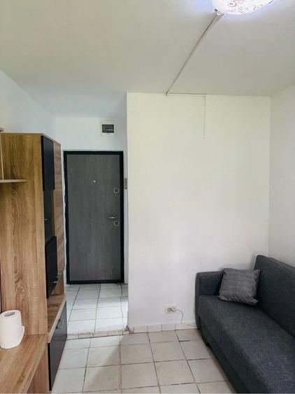 Garsonieră decomandată în Complex Studențesc