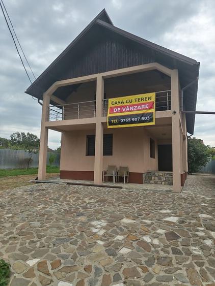 Casă cu 4 camere în Central