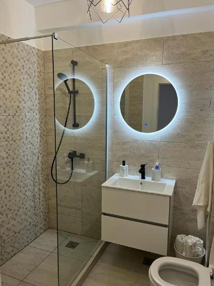Apartament cu 2 camere semidecomandat, mobilat în Nord