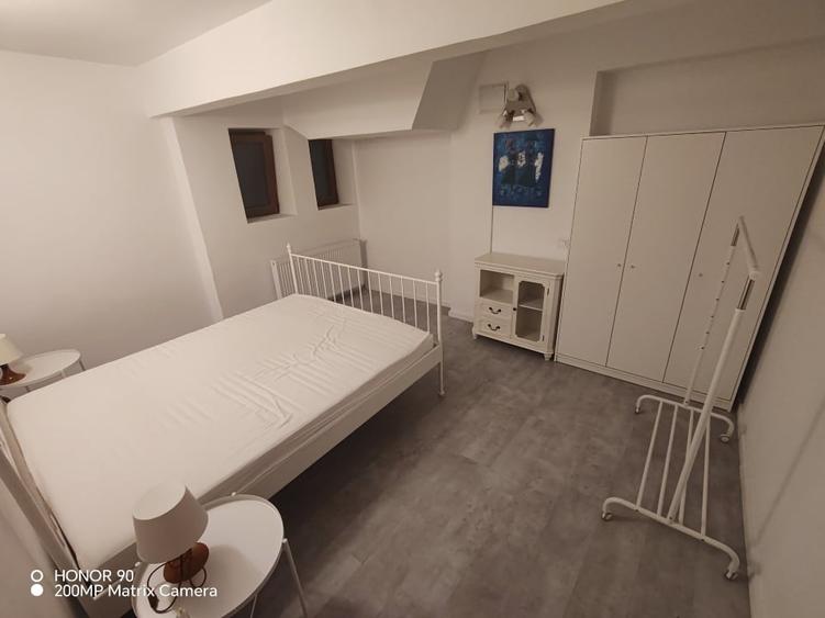 Apartament cu 2 camere decomandat în Floreasca