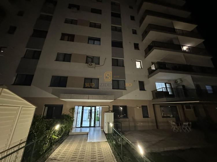 Apartament cu 2 camere decomandat, mobilat în Central