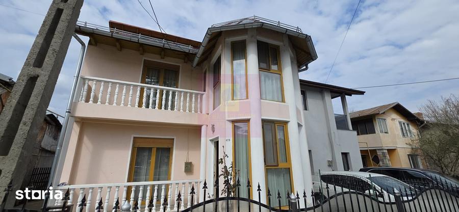 Casă cu 3 camere cu Teren 340 Mp în Poiana