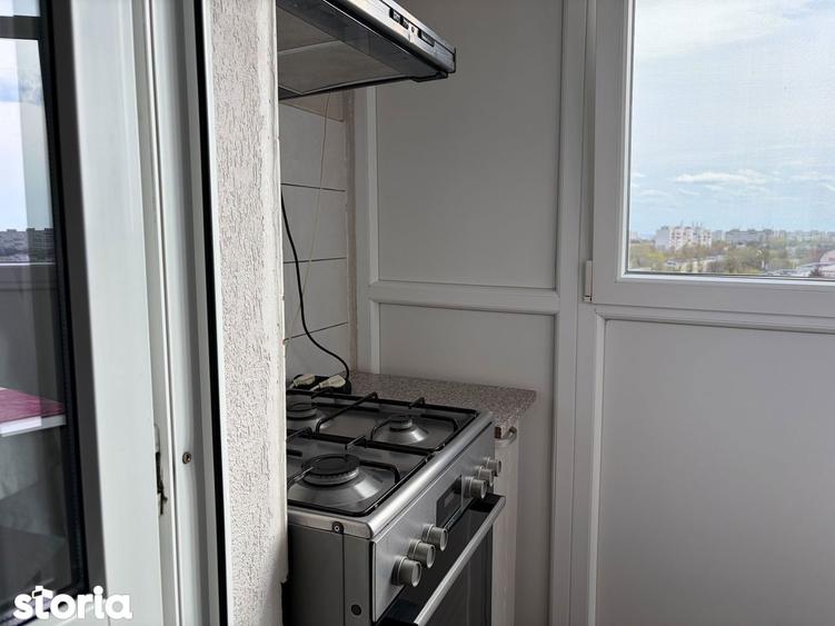 Apartament cu 3 camere semidecomandat, mobilat în Berceni — fotografia 3