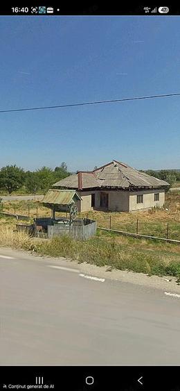 Casă cu Teren 700 Mp în Central
