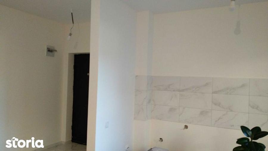 Inchiriez apartament 50 mp (2 camere) - Sub Cetate - 3