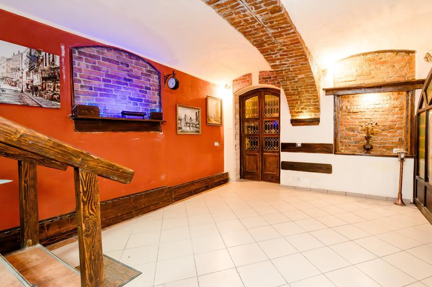 Spatiu comercial amenajat – central, str. Crisan - 5