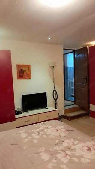 Inchiriez apartament cu 1 camera baie ,bucatarie ?i hol - 4