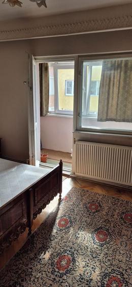 Apartament cu 4 camere in centrul orasului - Campia Turzii - 3