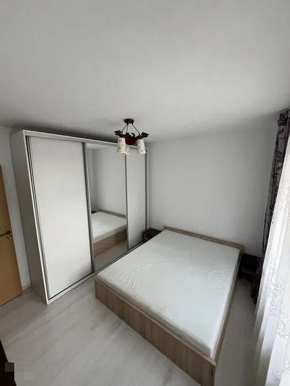 Apartament de 2 camere, zona Tatarasi - 3