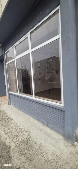 Spațiu comercial, de 30 mp, în Anda