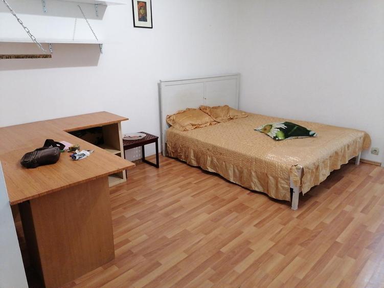 Titan, metrou Costin Georgian, etaj 7/10, libera - 3