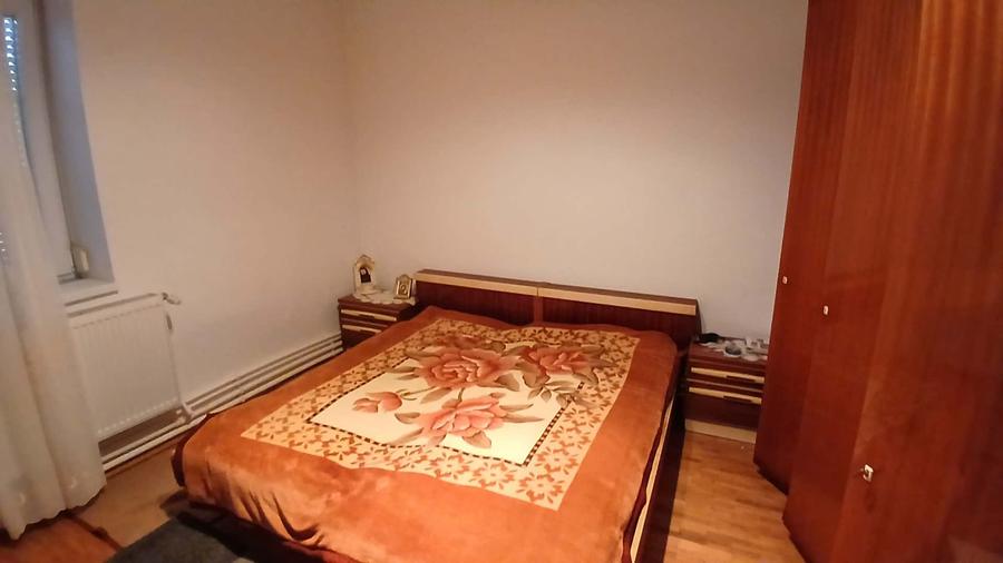 Casa cu 6 camere si anexa locuibila de 57 mp - 9