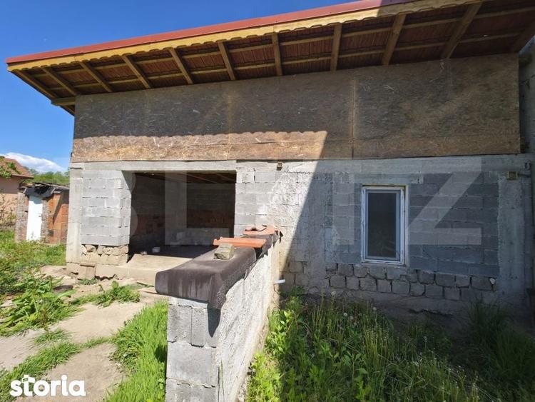 Casa cu suprafata de 395mp Com. Arcani sat Sanatesti - 1