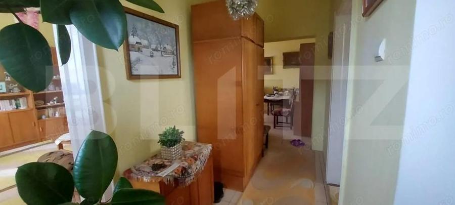 Casa din caramida cu gradina in Micro 17, zona excelenta - 9