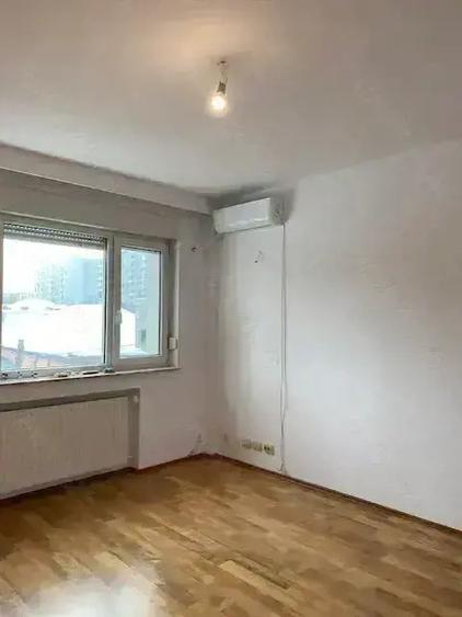 Inchiriez apartament 3 camere nemobilat Bucuresti Sector 2 zona Pantelimon Morarilor - 3