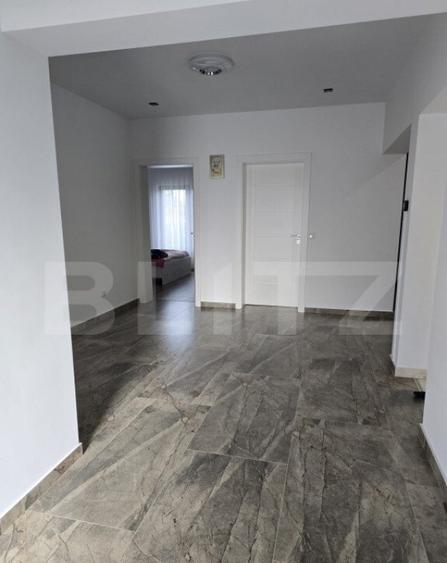 Casa 3 camere, 200 mp, Lazuri - 2