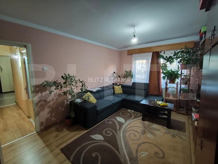 Apartament de vanzare, cu 4 camere, 80 mp, zona Calea Aradului Apartament de vanzare, cu 4 camere, 80 mp, zona Calea Aradului