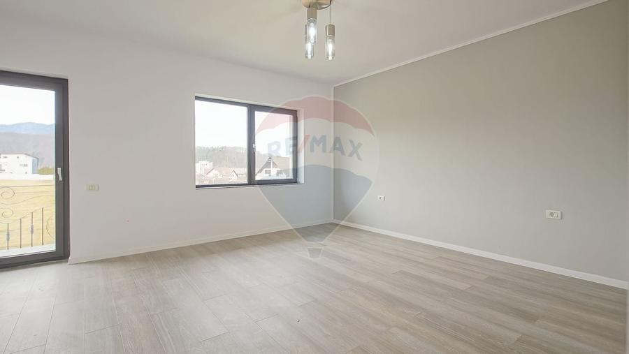 Casă / Vilă cu 5 camere de vânzare în zona Bunloc - 18