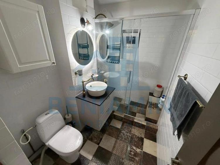 2 Decomandate - Etaj 3 - 52mp - Centrala - An 1985 - Renovat - Rovine - 1