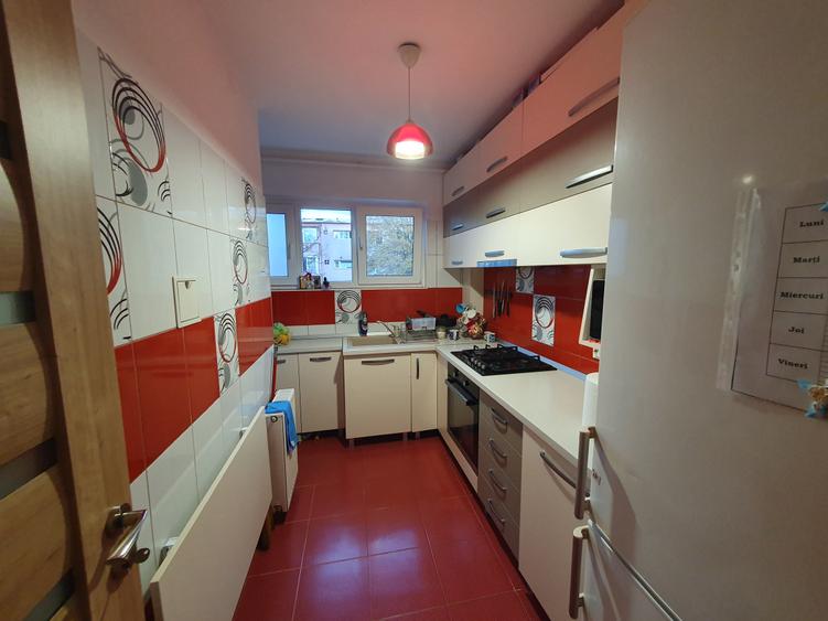 Uranus, 2 camere, etaj 3, comision 1%, 90000 euro - 7